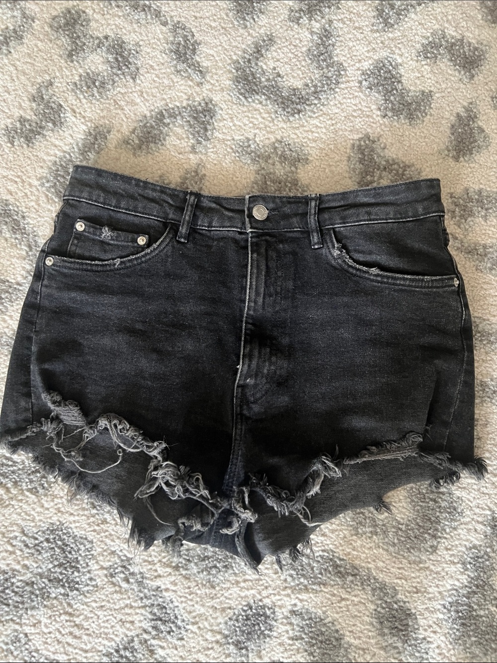 Zara Black Distressed Frayed-Hem Denim Shorts